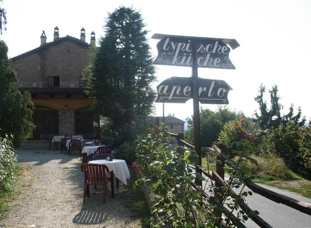 La Briccola Villa Diano dʼAlba Buitenkant foto